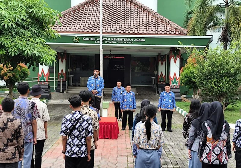 Pelepasan Duta Moderasi Pelajar SMA/SMK/MA DIY untuk Jalani Program Live In di Samigaluh Kulon Progo
