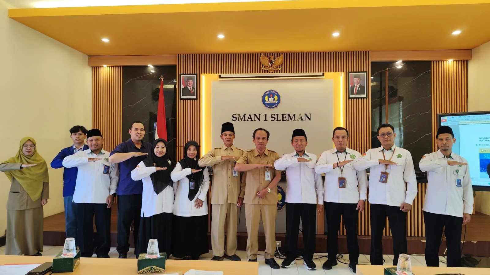 Pantau Implementasi Moderasi Beragama, Tim HDI KUB Kemenag DIY Kunjungi SMAN 1 Sleman